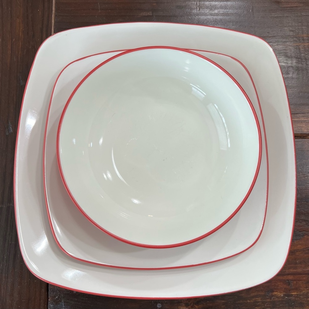 Noritake Colorwave Stoneware Dinnerware Set - Raspberry - 5 person place setting